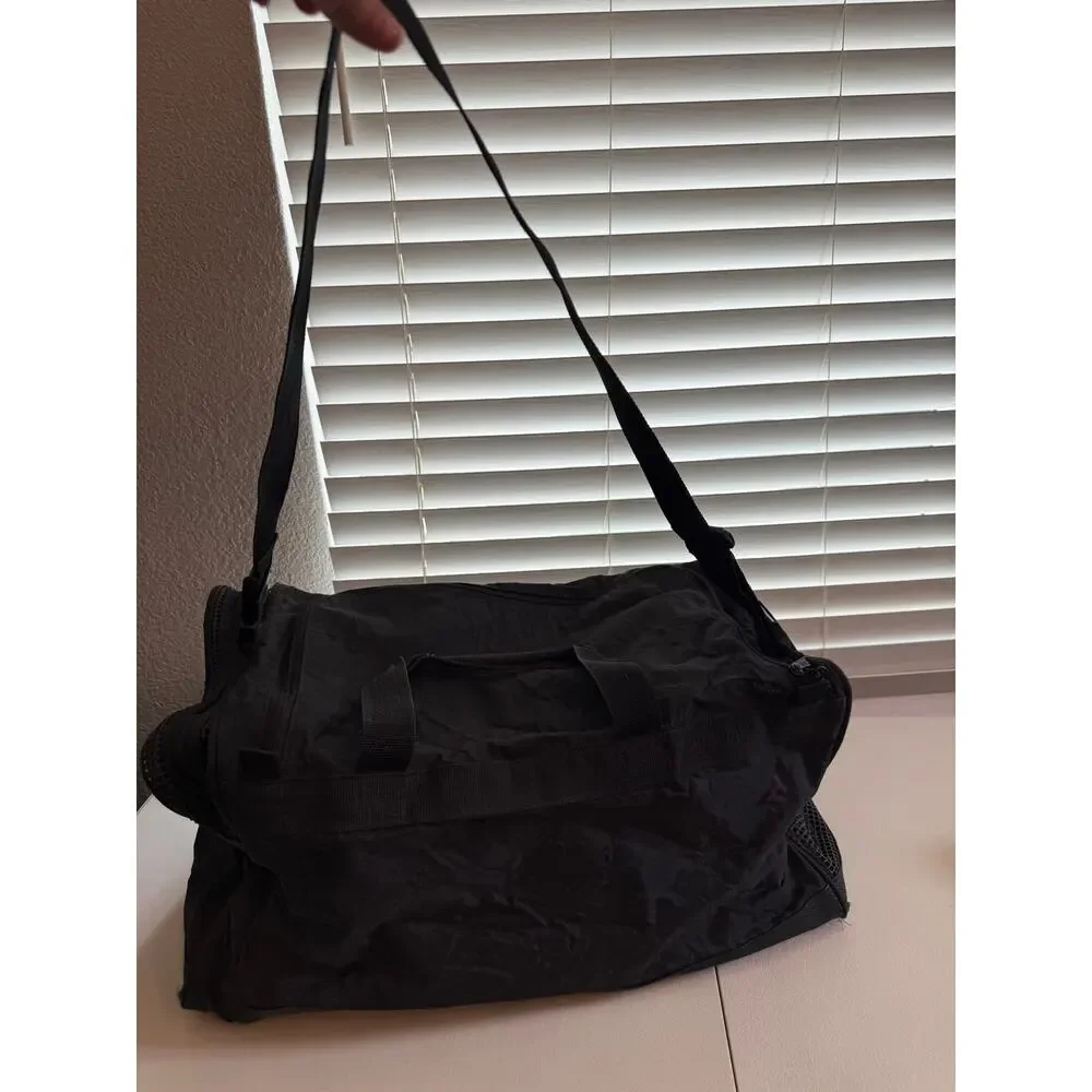 Vintage 90s TYR H20 Max Swim Fitness Duffle Bag Athlete Travel Gym Bag Black - Picture 3 of 16